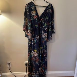 Flowy Kimono Sleeve Floral Maxi Dress NWOT